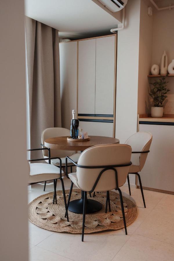 Alezzi Infinity Aparthotel & Spa Нэводари Экстерьер фото